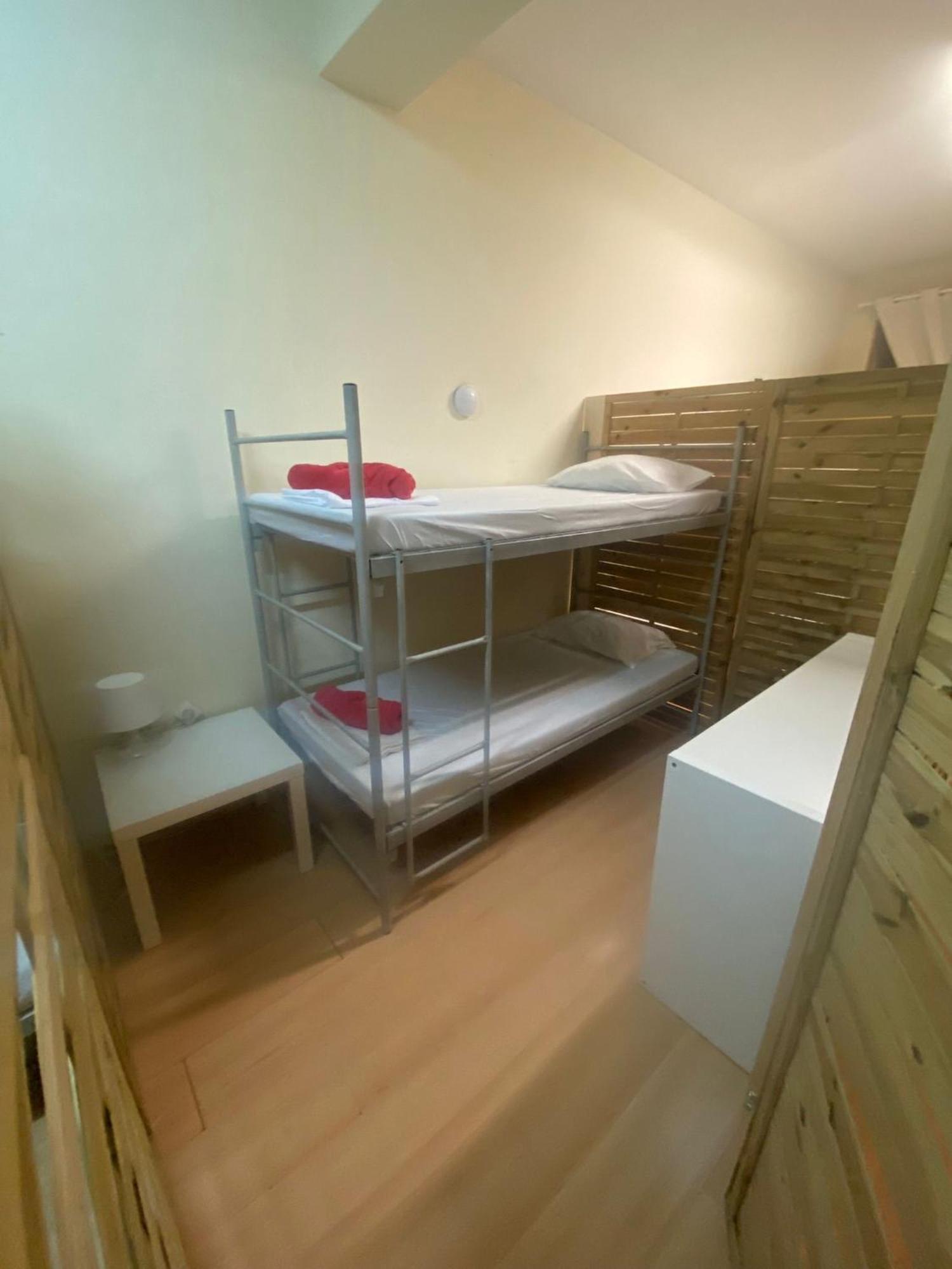 Garden Hostel Aradas Exterior photo